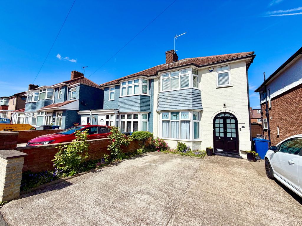 Property photo 1 of 16