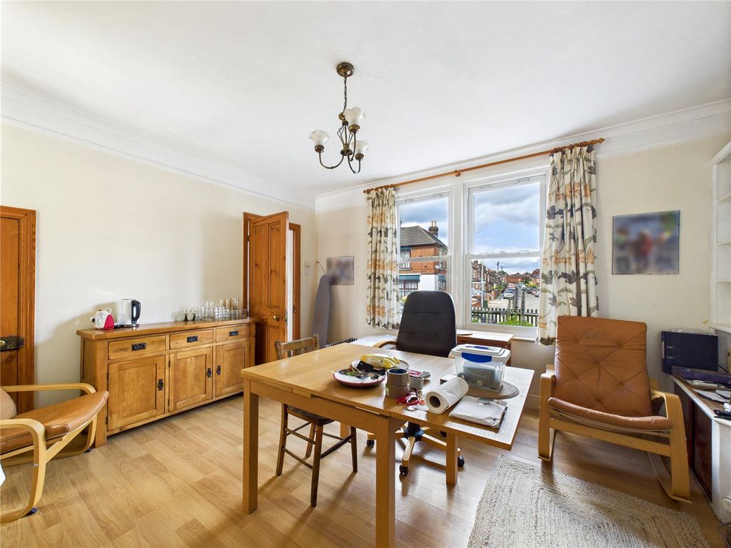 Property photo 3 of 16 Picture No. 08