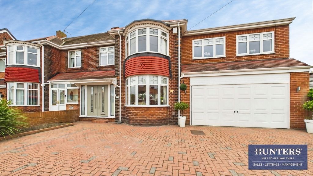Property photo 1 of 25 Pbox-Img.Jpg
