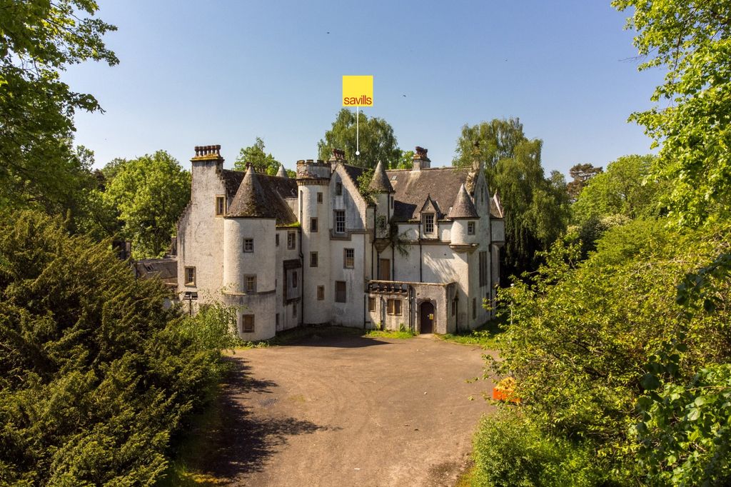 Property photo 1 of 4 Dargavel House