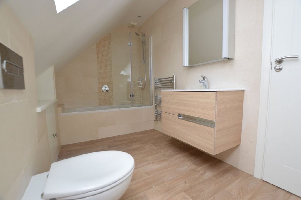 Property photo 3 of 13 Picture No. 06