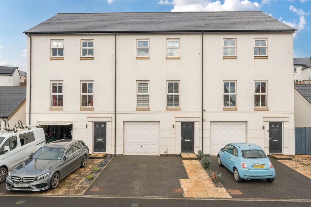 Property photo 1 of 17 1 - Picture No. 05