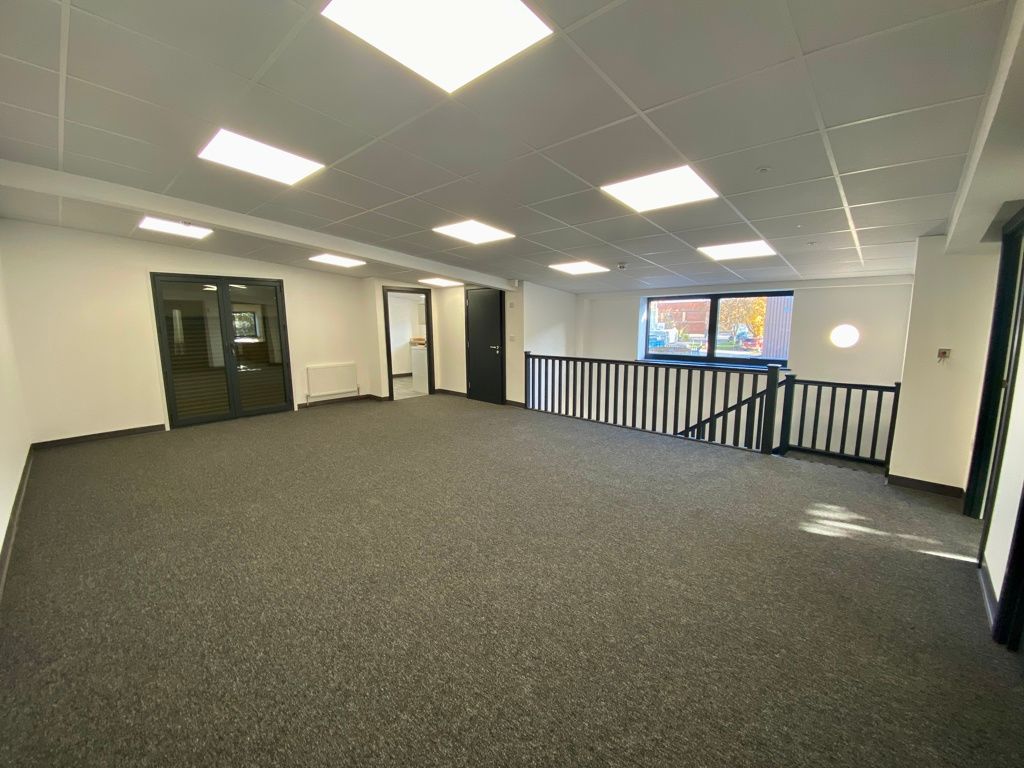 Property photo 3 of 10 Photo 7