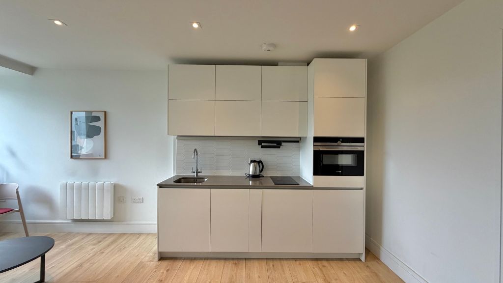 Property photo 2 of 30 Kitchen