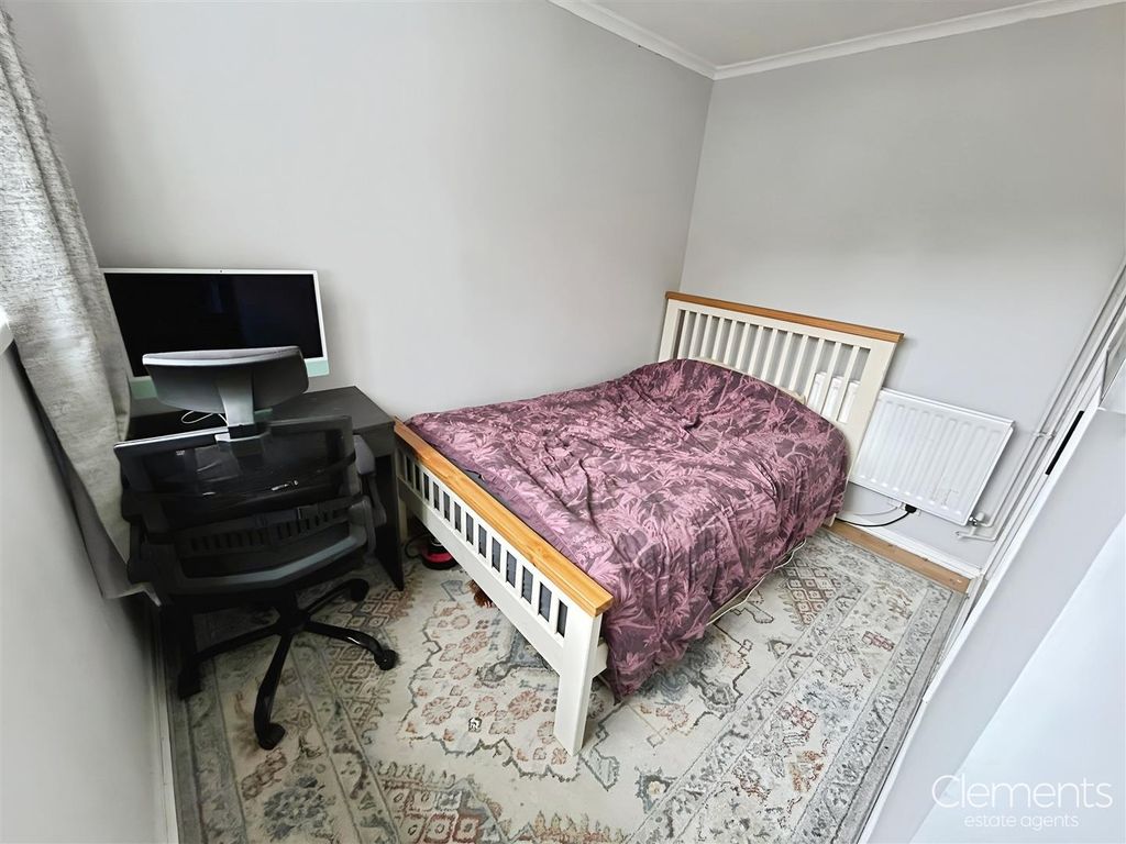 Property photo 3 of 16 Bedroom 3