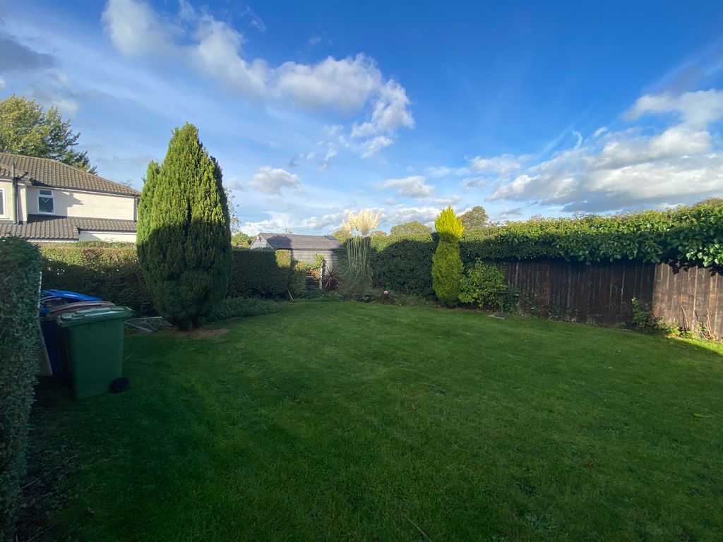 Property photo 2 of 5