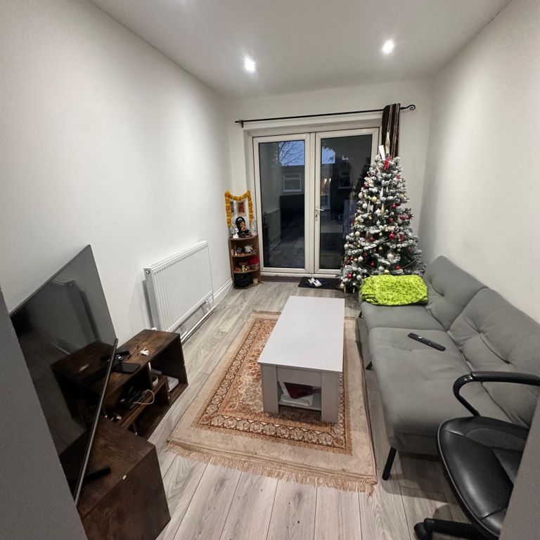 Property photo 2 of 15