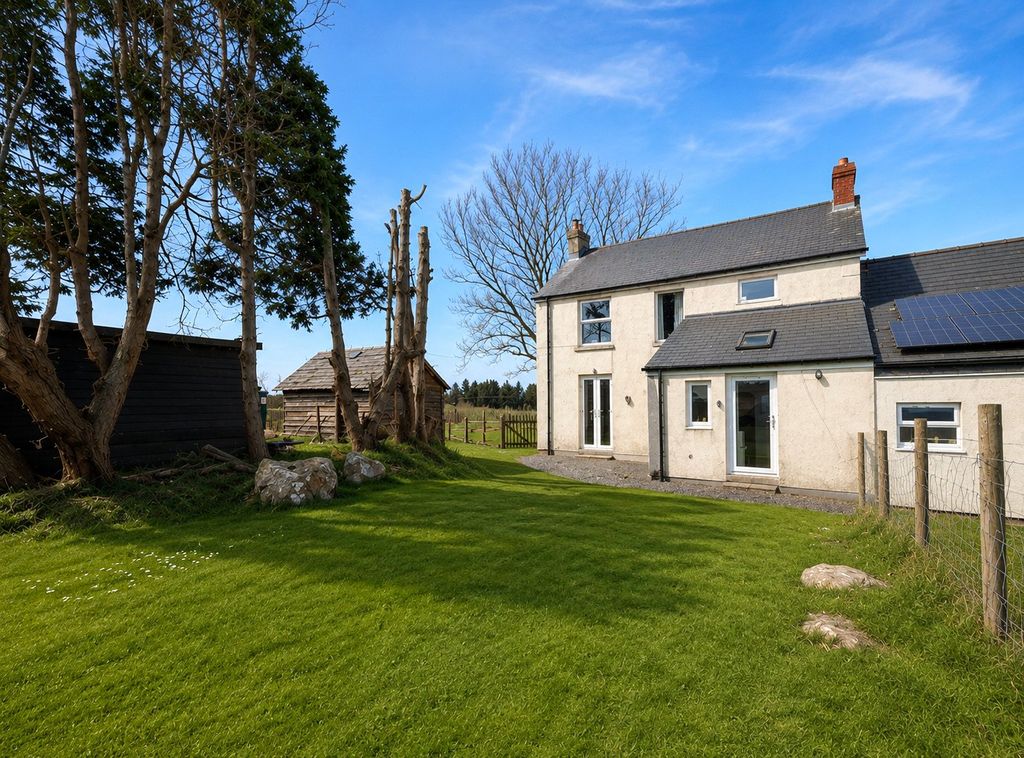 Property photo 1 of 27 Picture No. 51
