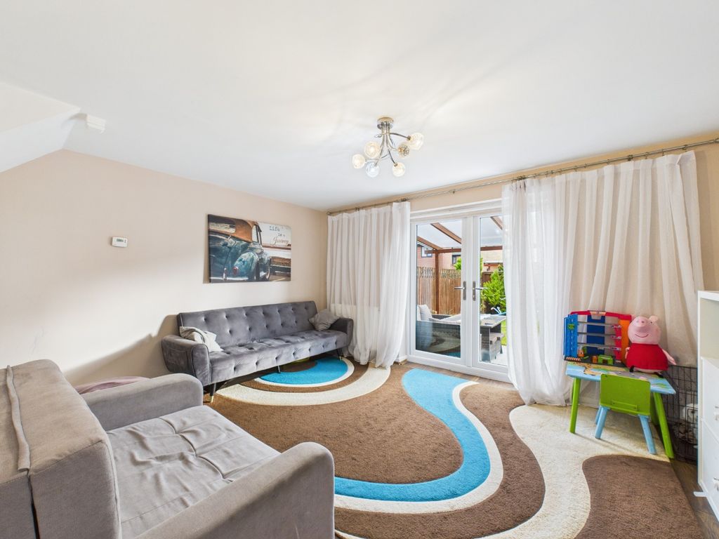 Property photo 2 of 16 4274887