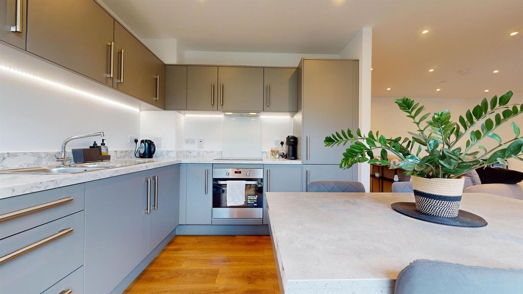 Property photo 3 of 13 Kitchen 66ba332E431857227Df58925_89E028Cf00Ad791B1