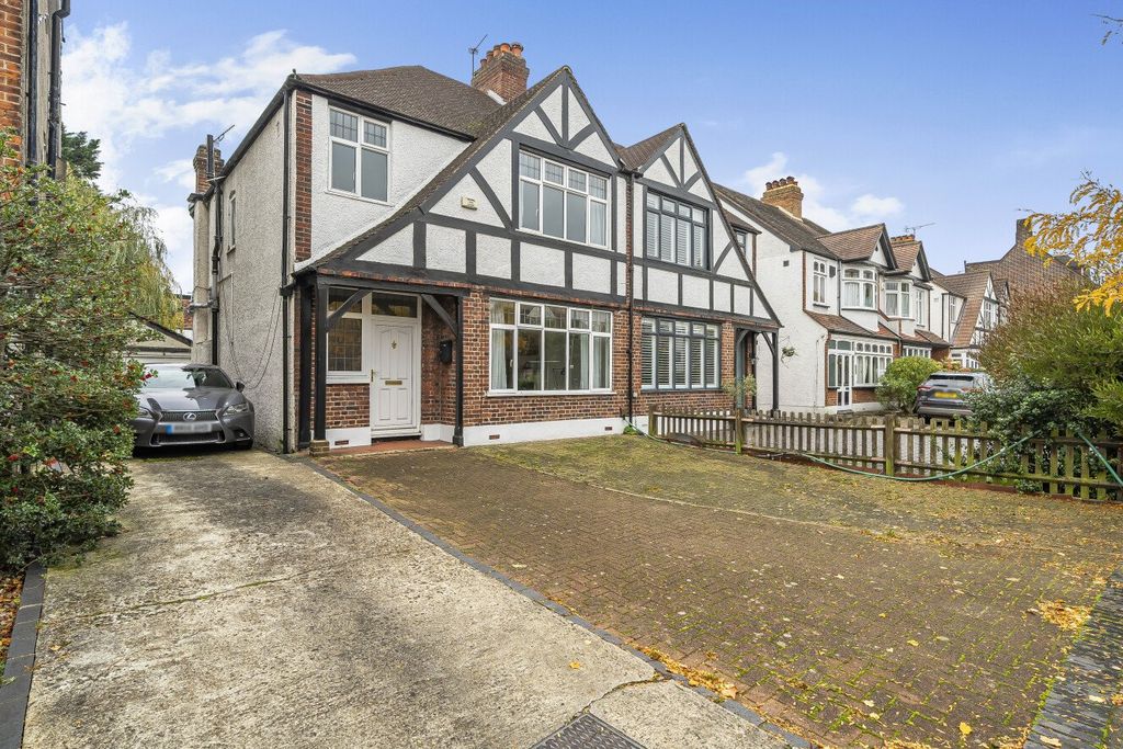Property photo 1 of 16 Picture No. 19