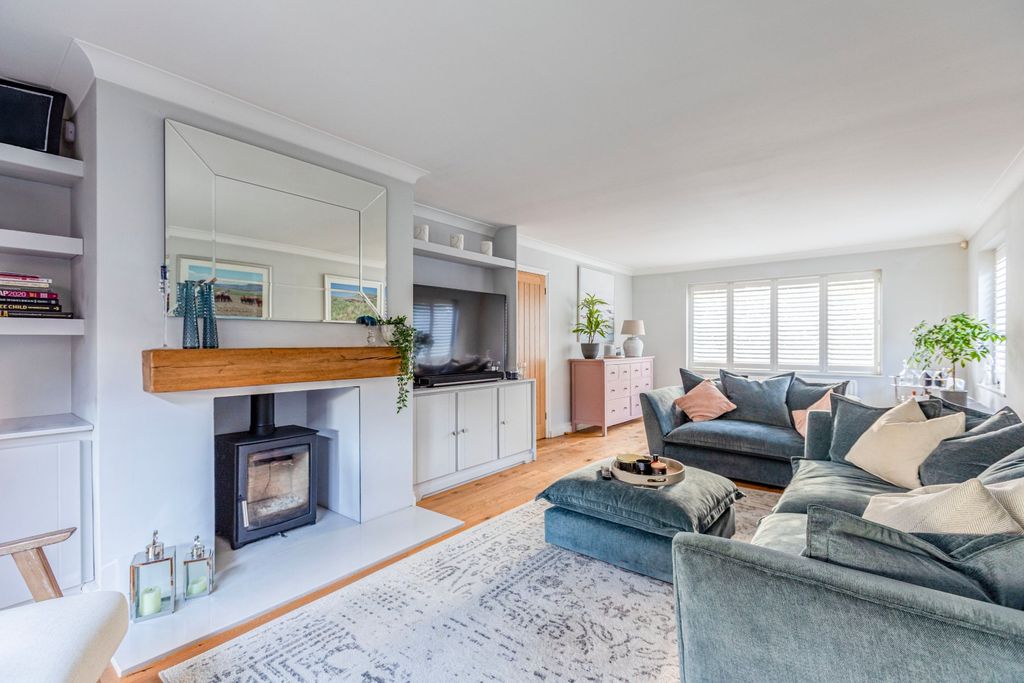 Property photo 2 of 26 Picture No. 54