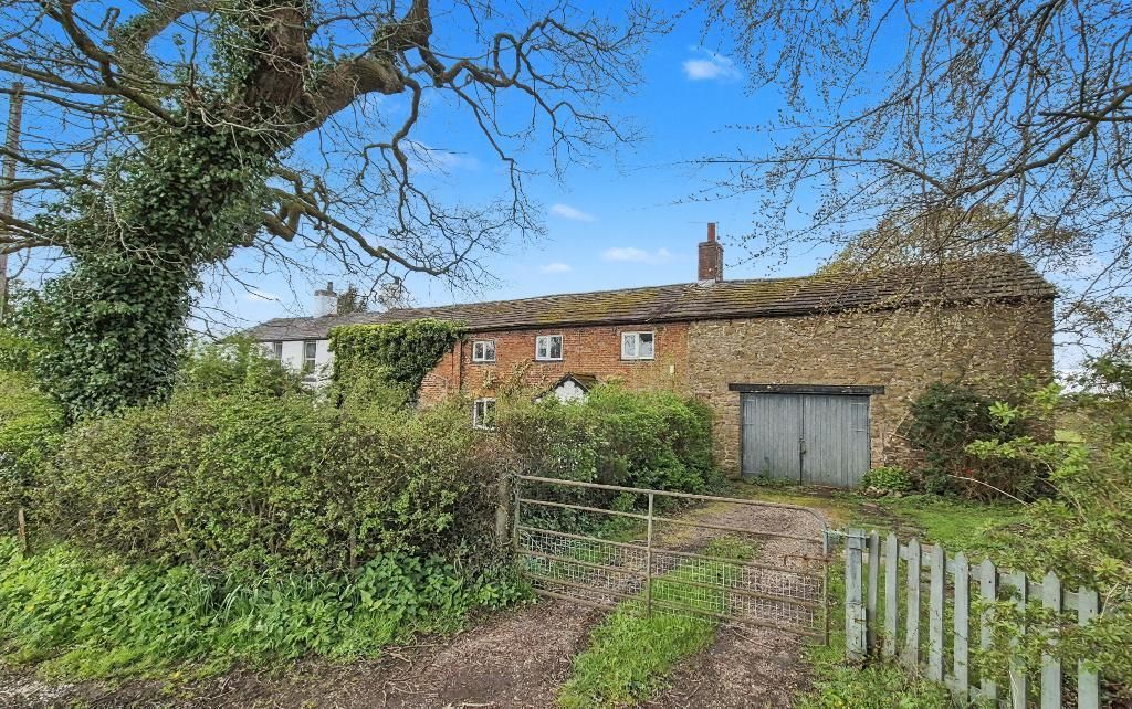 Property photo 2 of 24