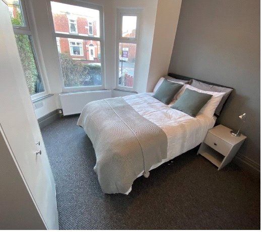 Property photo 3 of 8 Picture No. 02