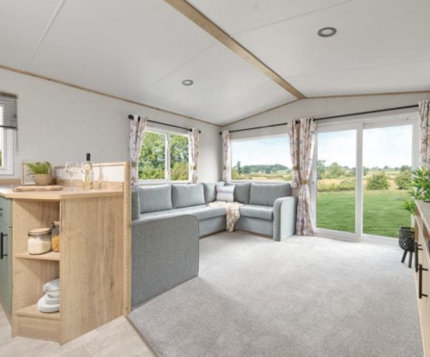 Property photo 3 of 11 2