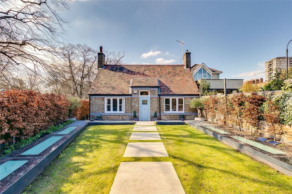 Property photo 1 of 16