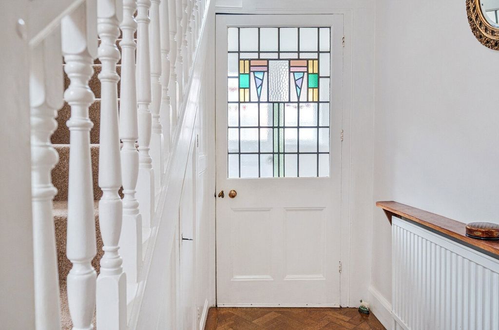 Property photo 2 of 19 Stained Glass