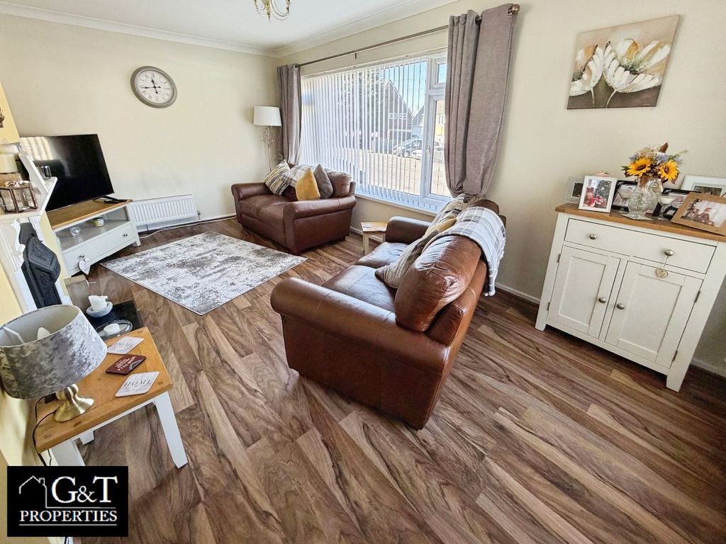 Property photo 2 of 17 Reception Room