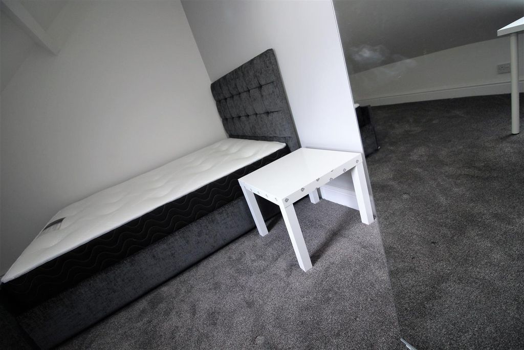 Property photo 2 of 5 Img_3740.Jpg