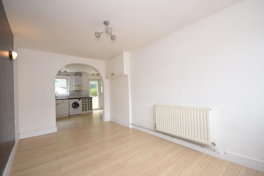 Property photo 3 of 10 Dining Room
