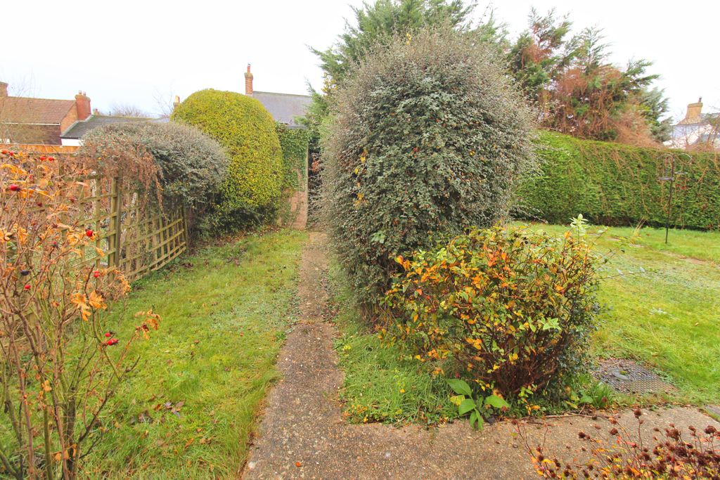 Property photo 2 of 13 Img_1773
