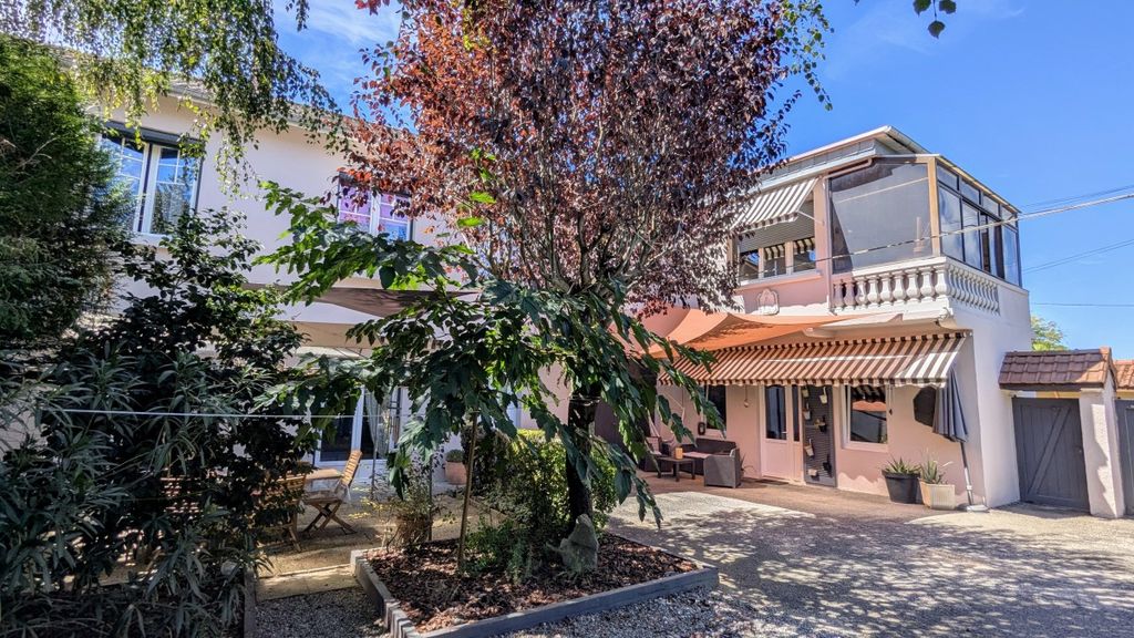 Property photo 1 of 26