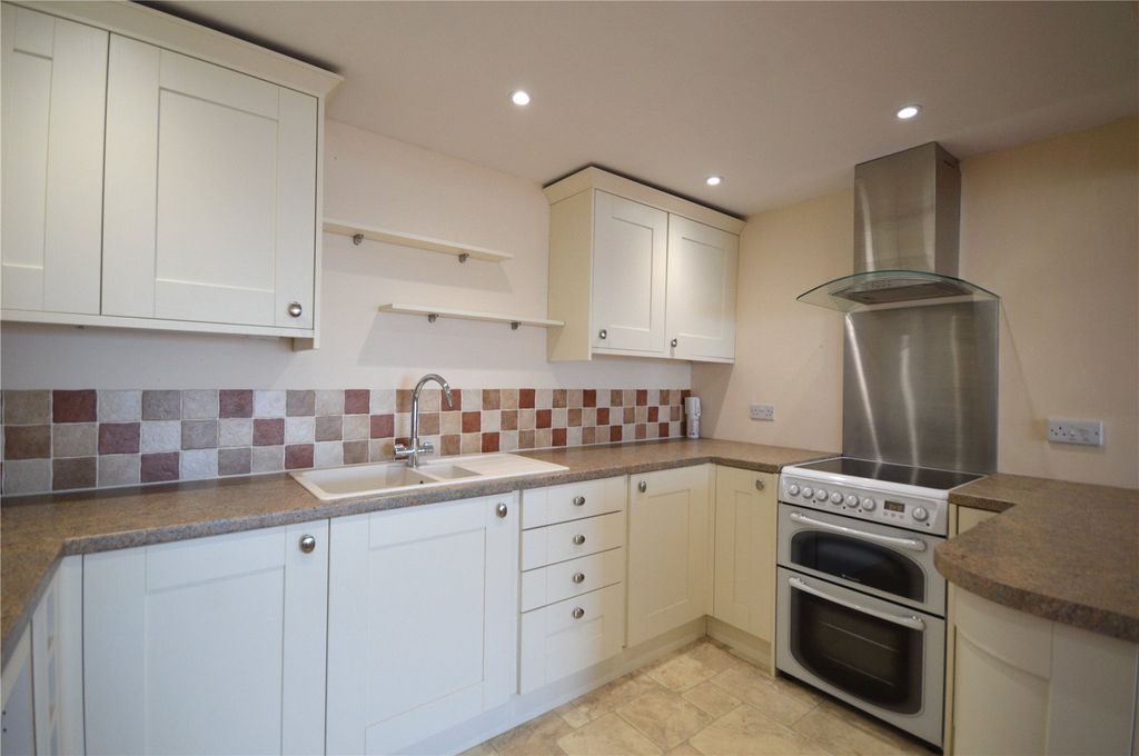 Property photo 2 of 11 Picture No. 02