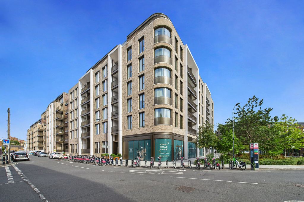 Property photo 1 of 45