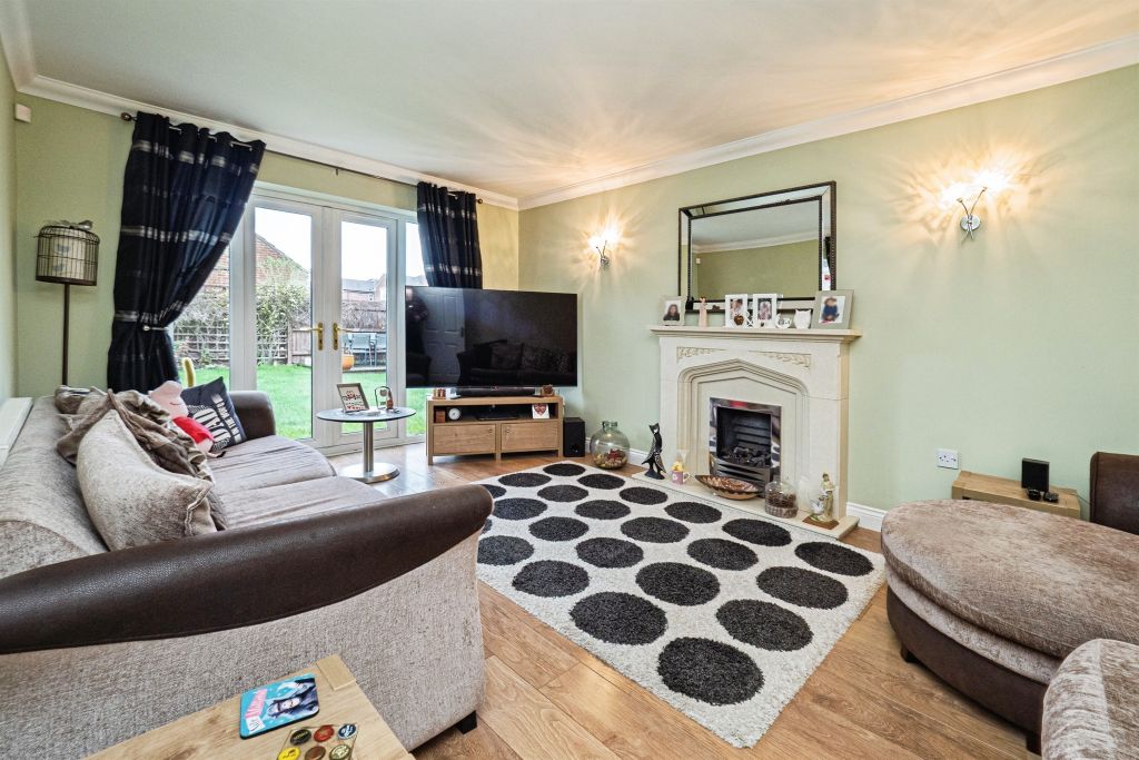 Property photo 2 of 20