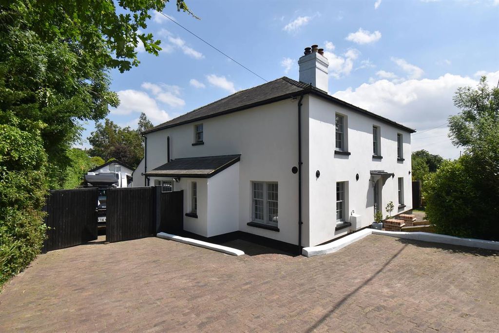 Property photo 1 of 39