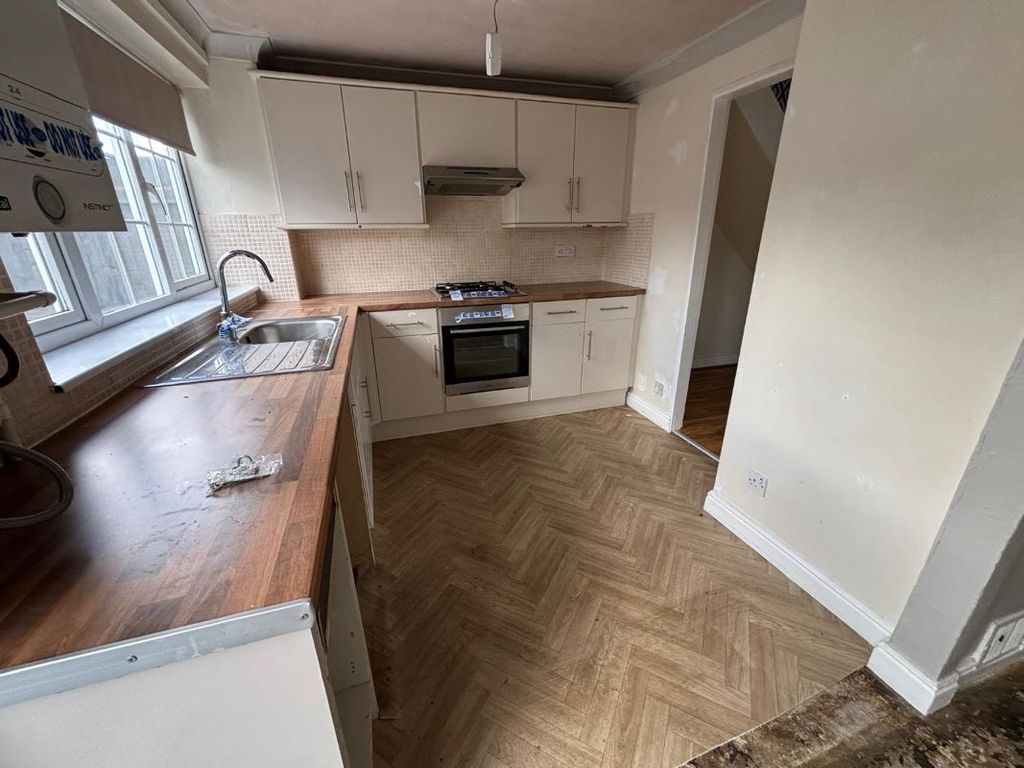 Property photo 3 of 10 Image 3