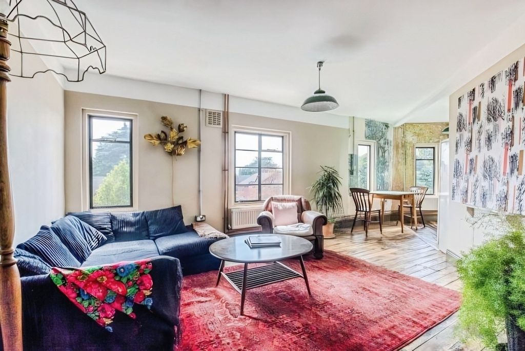 Property photo 3 of 14 Photo #3