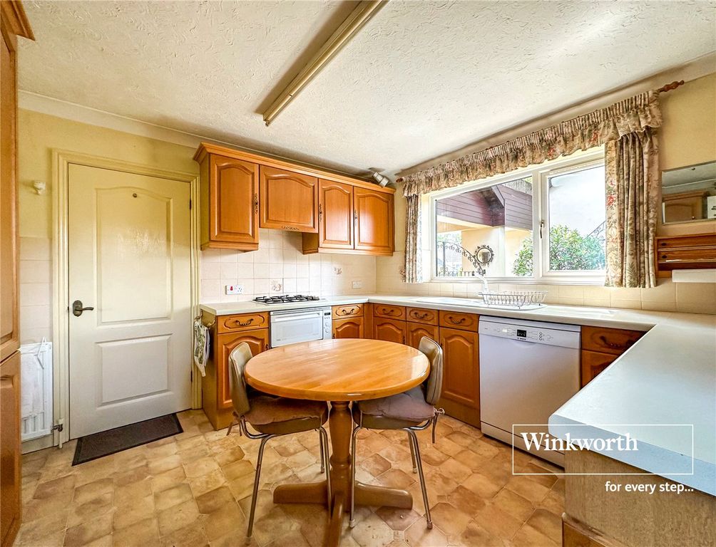 Property photo 3 of 16 Picture No. 06