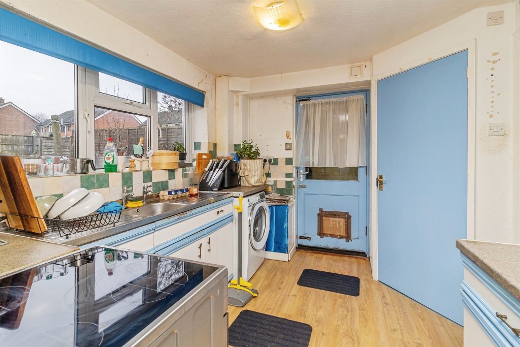 Property photo 2 of 17