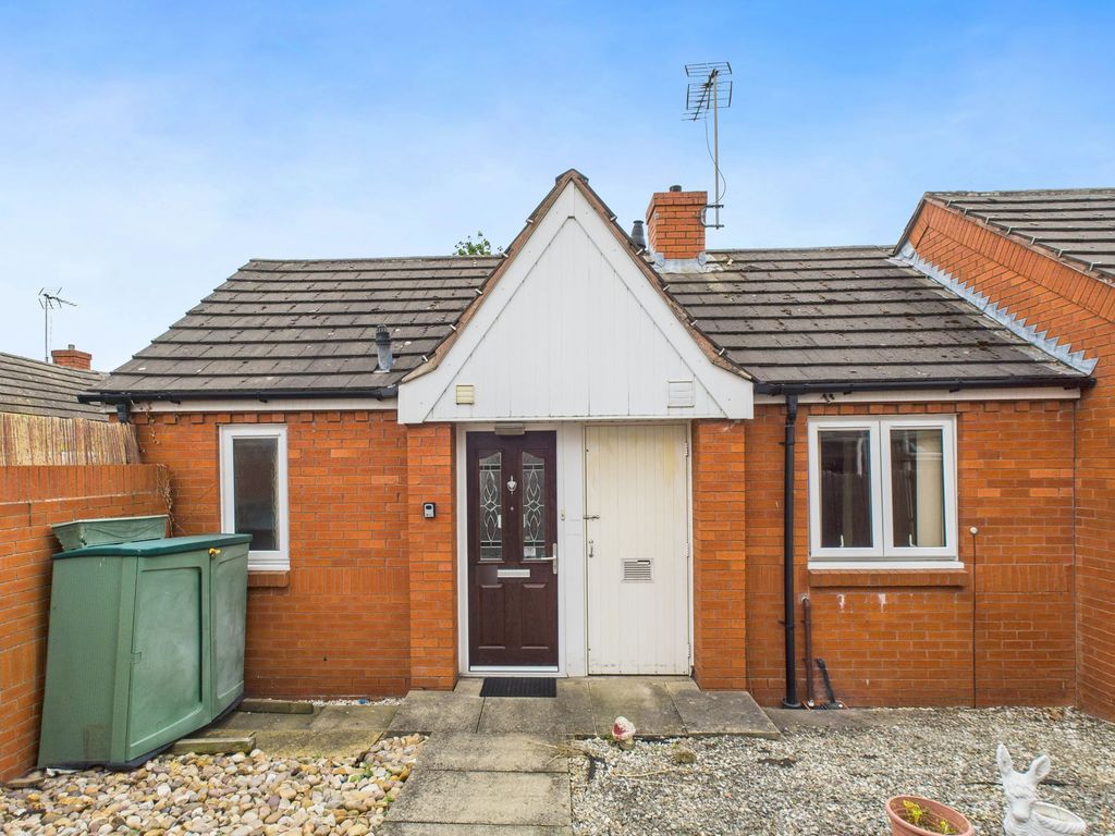 Property photo 1 of 14 Front