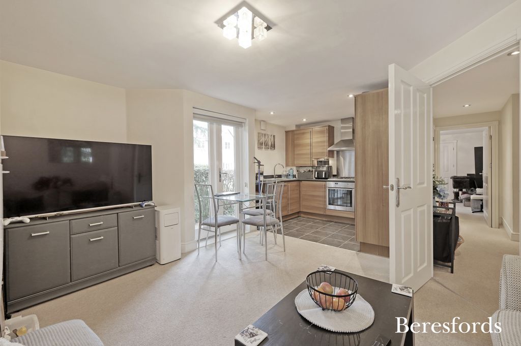 Property photo 2 of 11 Picture No. 19