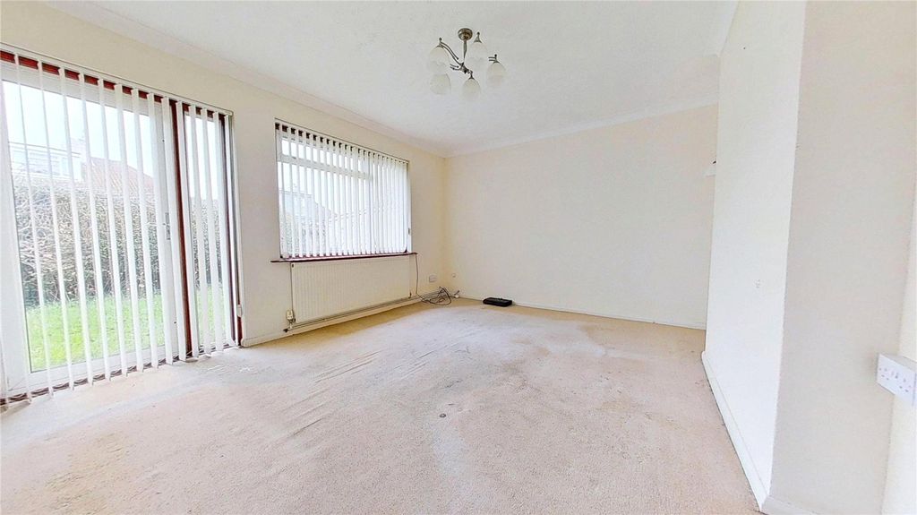 Property photo 2 of 10 Picture No. 09