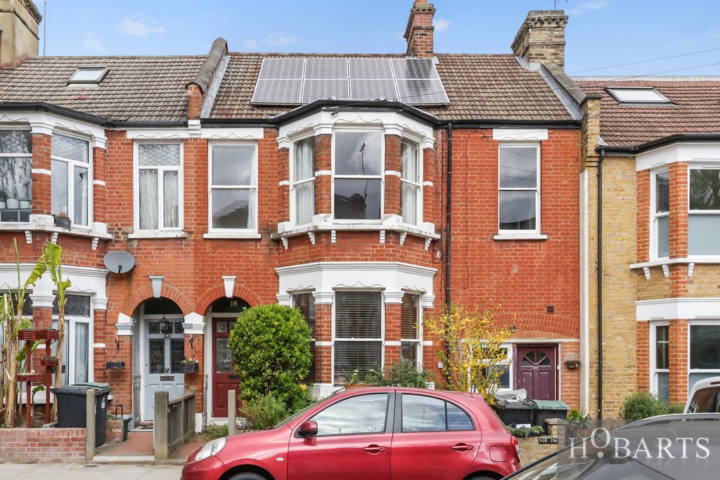 Property photo 1 of 18 Great Potential/ Refurbishment/ Work From Home  Project Â€“ Edwardian Split-Level Converted Apartment With Own Entrance, Rear Garden And House Sized Accommodation Throughout.