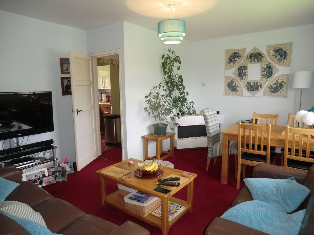 Property photo 2 of 7