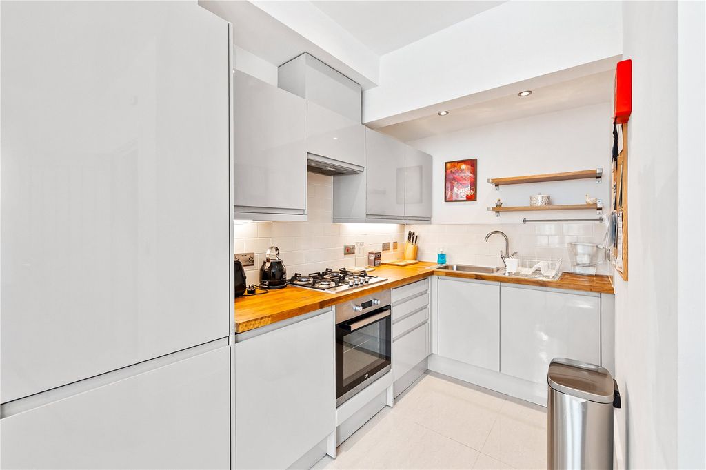 Property photo 2 of 12 Picture No. 06