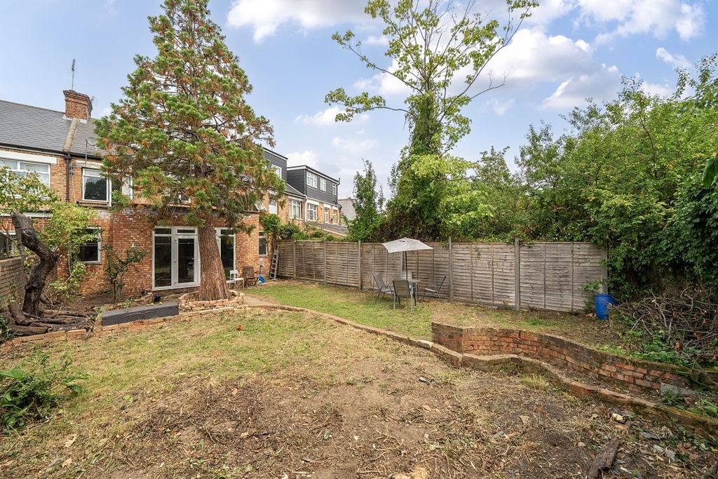 Property photo 3 of 14 1334241-11-6894A0...