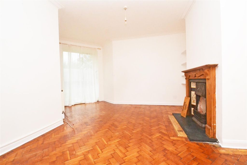 Property photo 2 of 7 Property Photo
