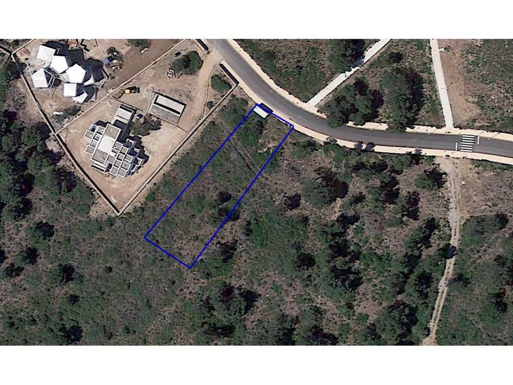 Property photo 1 of 6