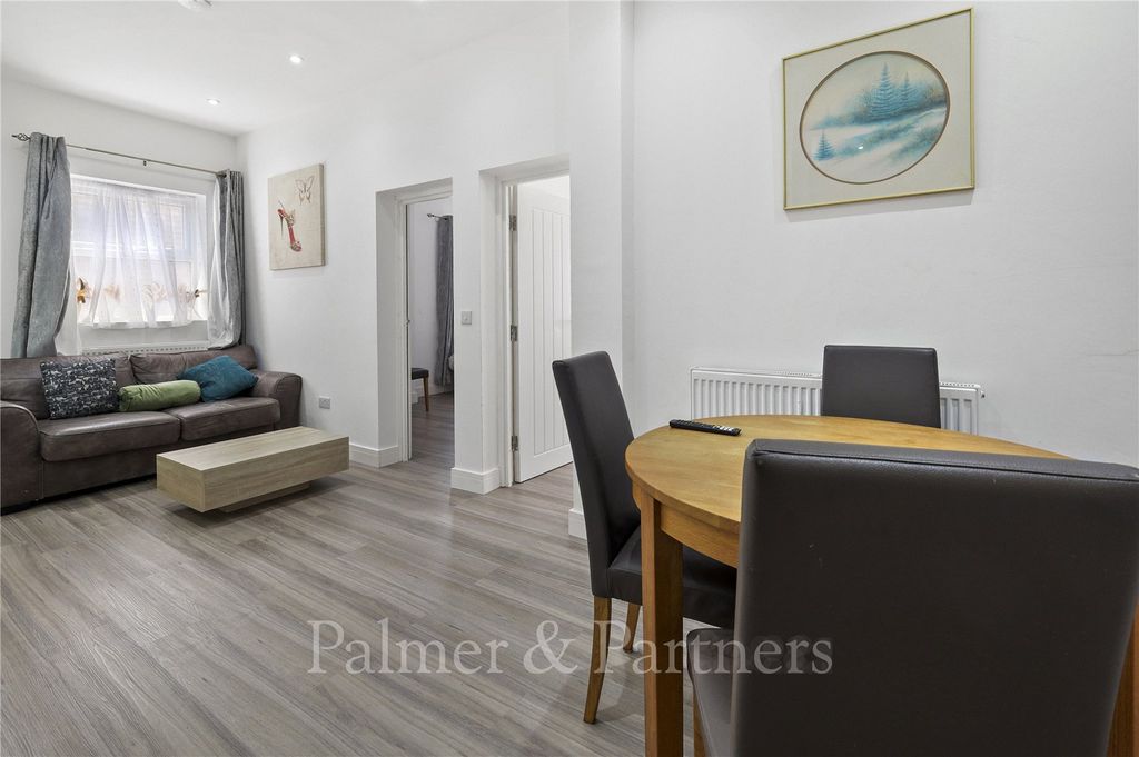 Property photo 3 of 6 Reception Room