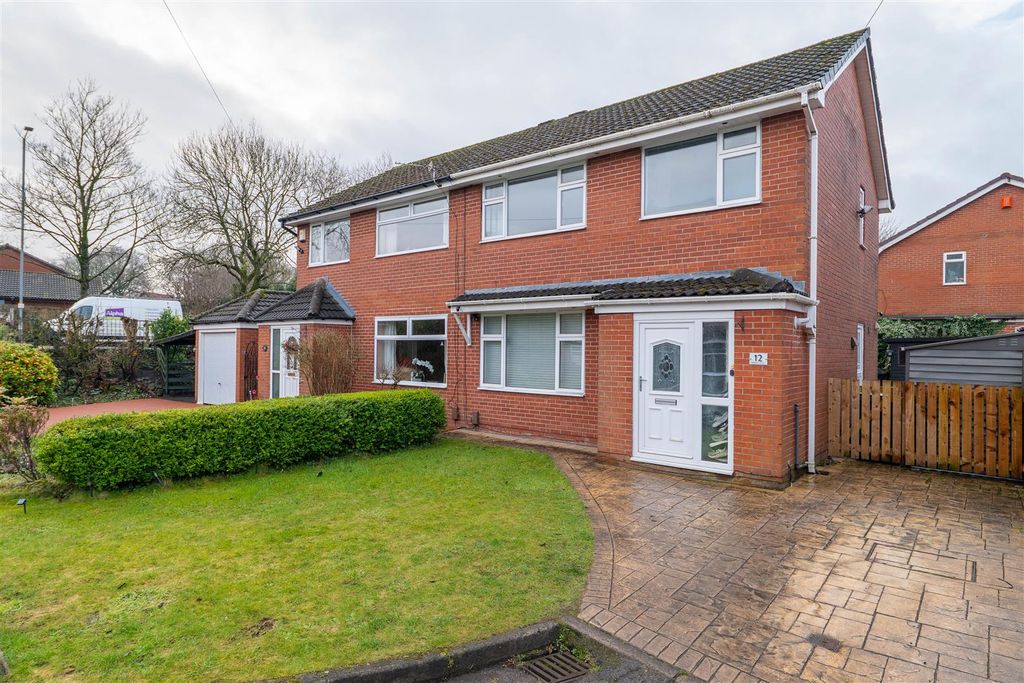 Property photo 1 of 20 Front External