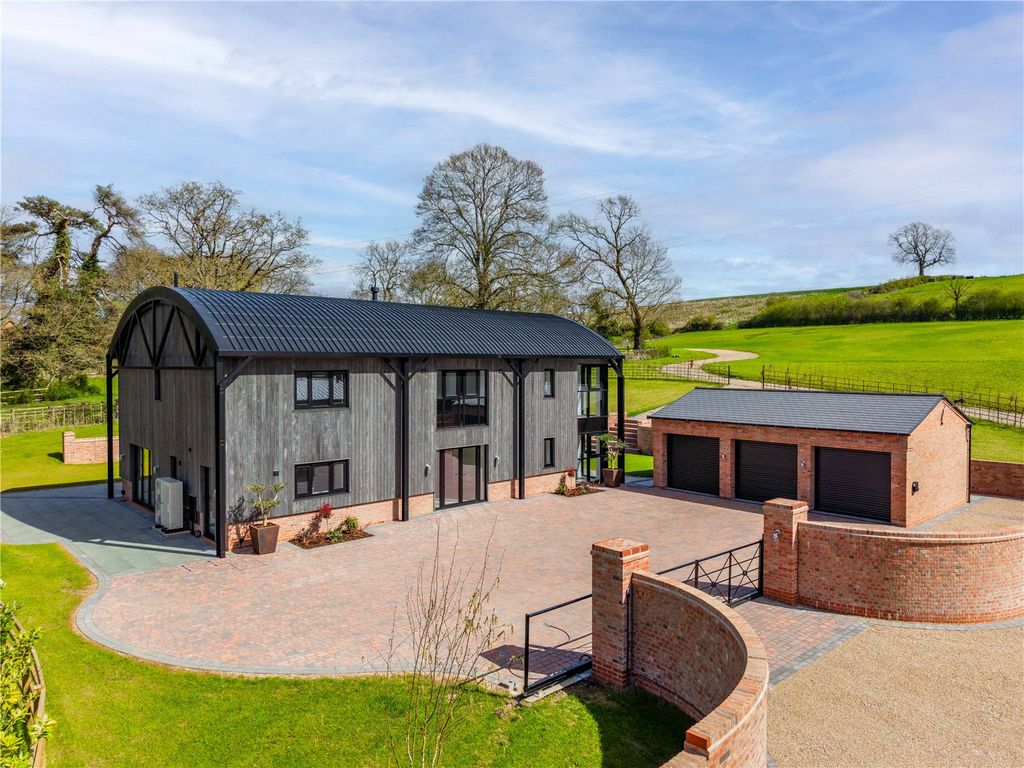 Property photo 1 of 49 Picture No. 89