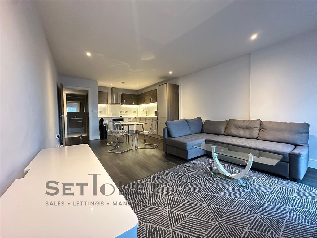 Property photo 1 of 11 99E2136d-Bb39-45B5-92Fa-44900E7706B8.Jpg