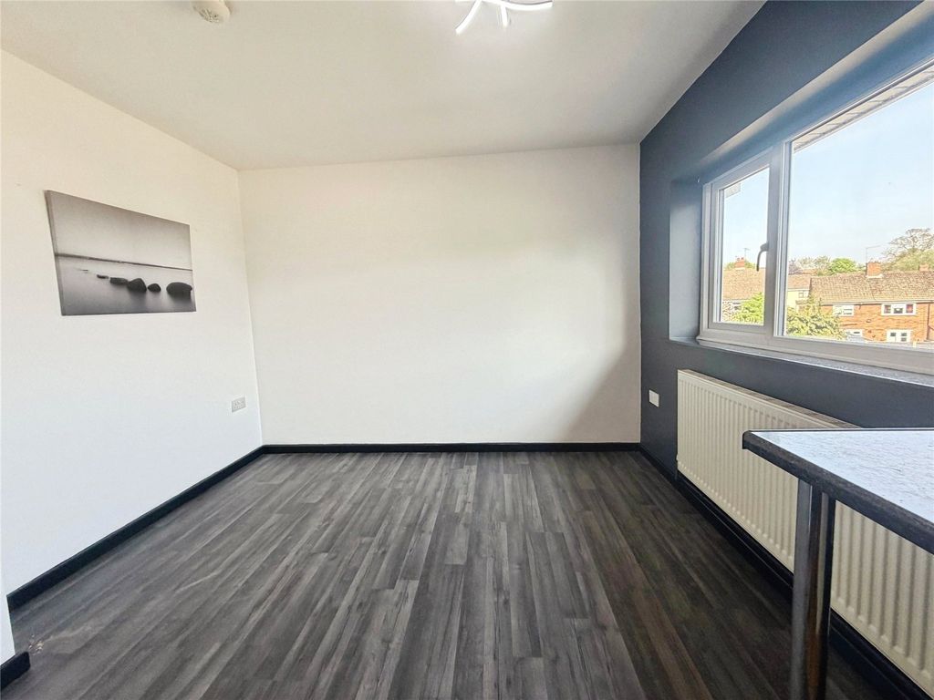 Property photo 2 of 7 Picture No. 05