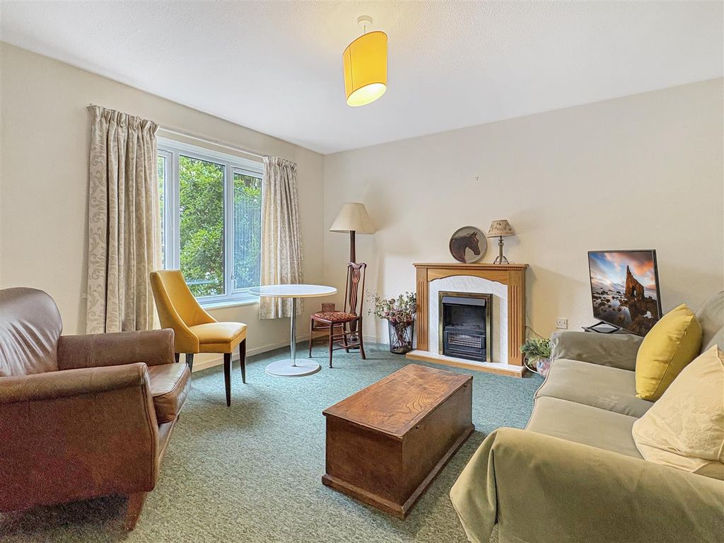 Property photo 2 of 10 E02Da86Bedbdb306A4Af4A61668Cb0Fc44111E22.Jpg