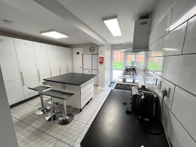 Property photo 3 of 4